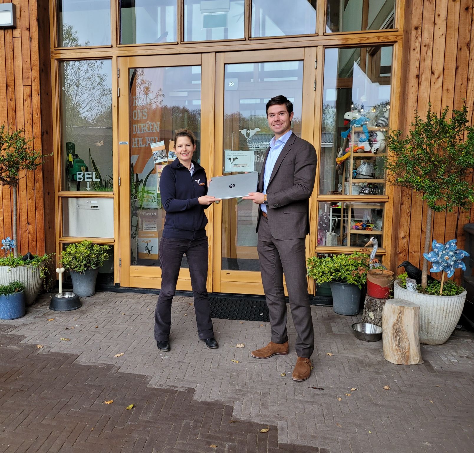 ©Dierenhospitaal en Ambulancedienst Den Haag en Profource / Finalise ©Dierenhospitaal en Ambulancedienst Den Haag en Profource / Finalise