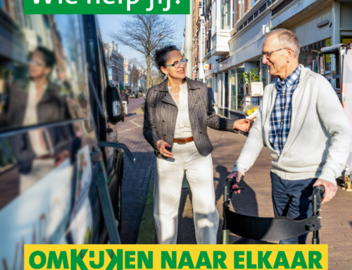 Omkijken naar elkaar